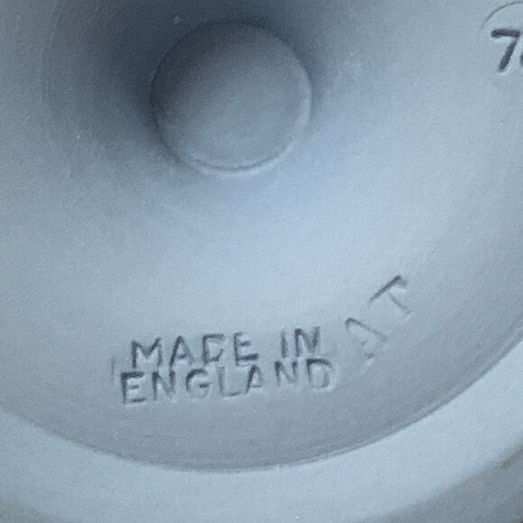 Vintage Imported Wedgewood Vase Circa 1970's - Picture 7 of 11